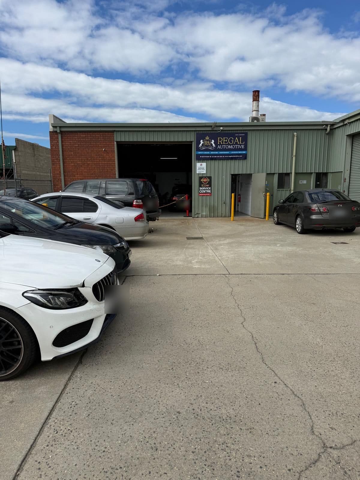 The Regal Automotive workshop frontage in North Albury, a licensed inspection station for NSW eSafety checks and pink slips